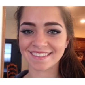 Meet your Posher, Carissa